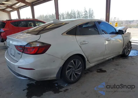 2019 Honda Insight Touring z USA, uszkodzony, nr VIN 19XZE4F99KE034244